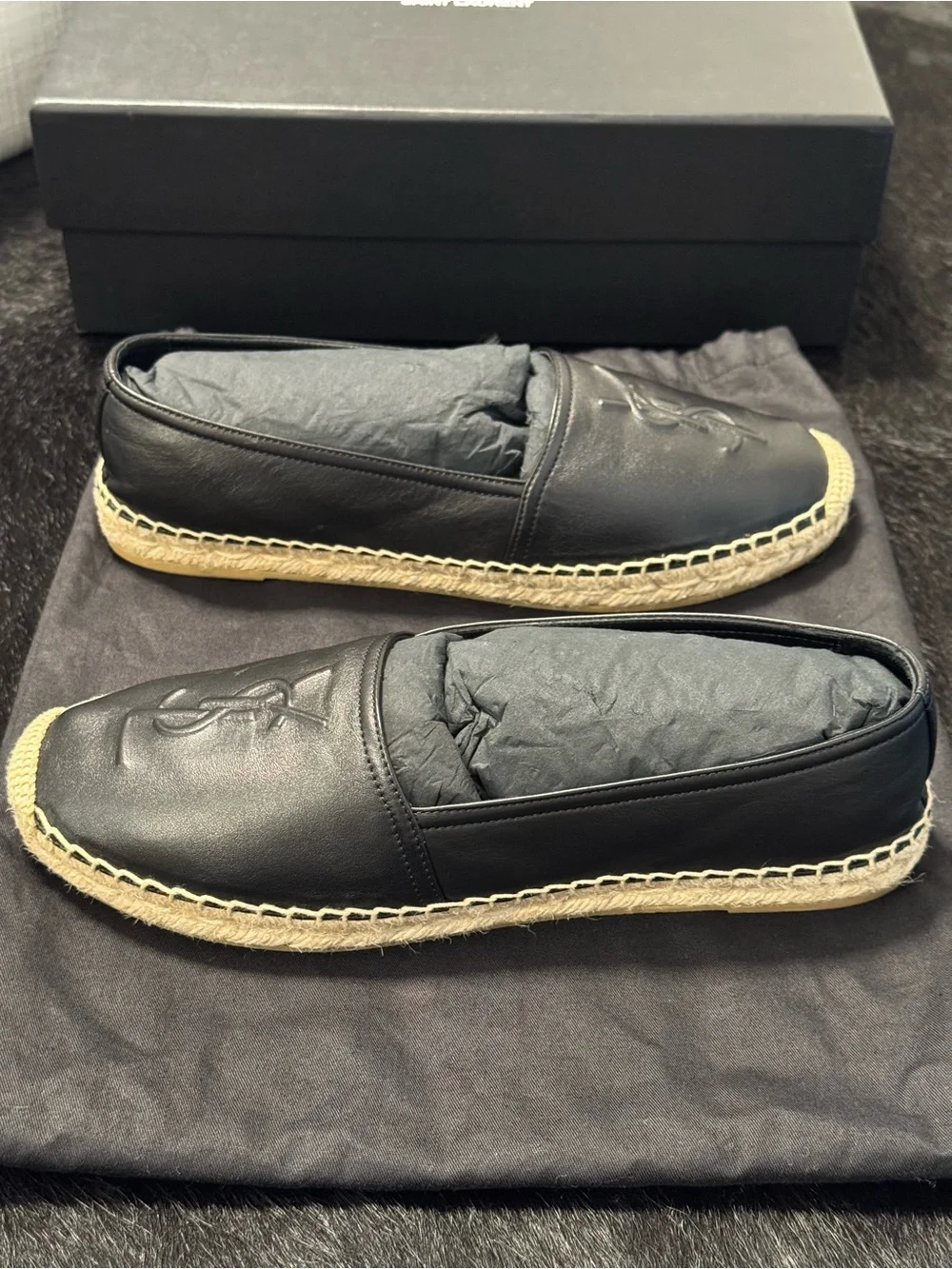 SAINT LAURENT Cassandre Logo-Embossed Leather Espadrilles - Picture 4 of 7